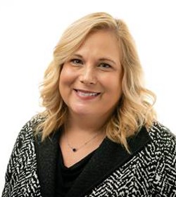 photo of Laura Montgomery